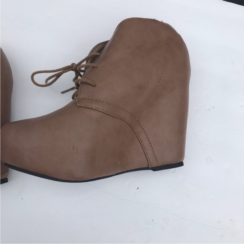 Sculptural Y2K Neutral Lace Up Minimalist Clean Girl Greige Tan Boots Wedge Heel